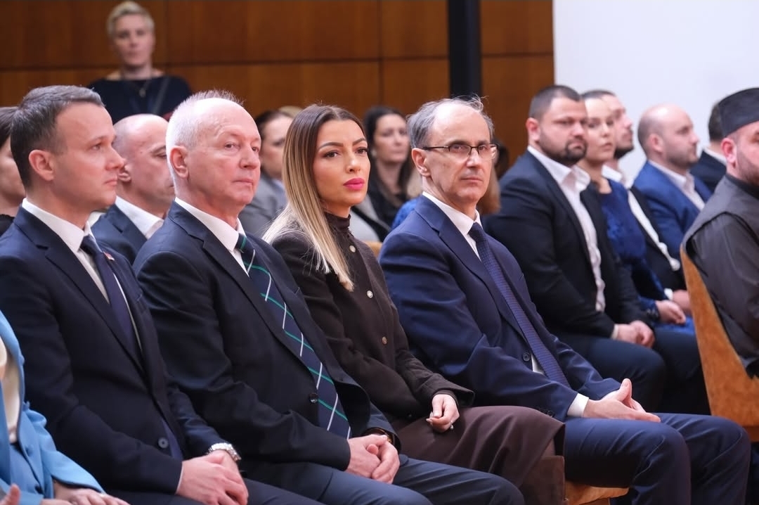 Месаровић: Држава улаже у јачање општина са негативним демографским ...